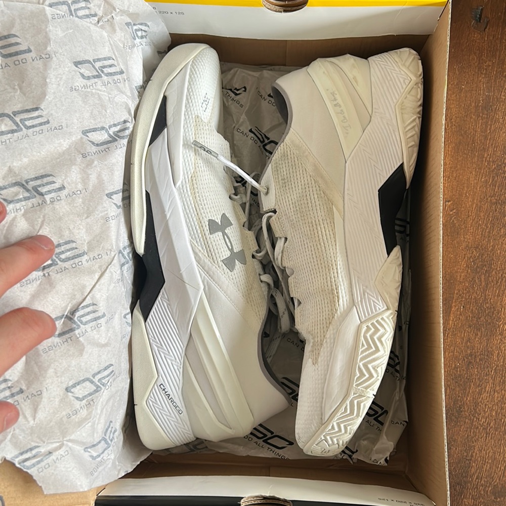 UA Curry 2 Low